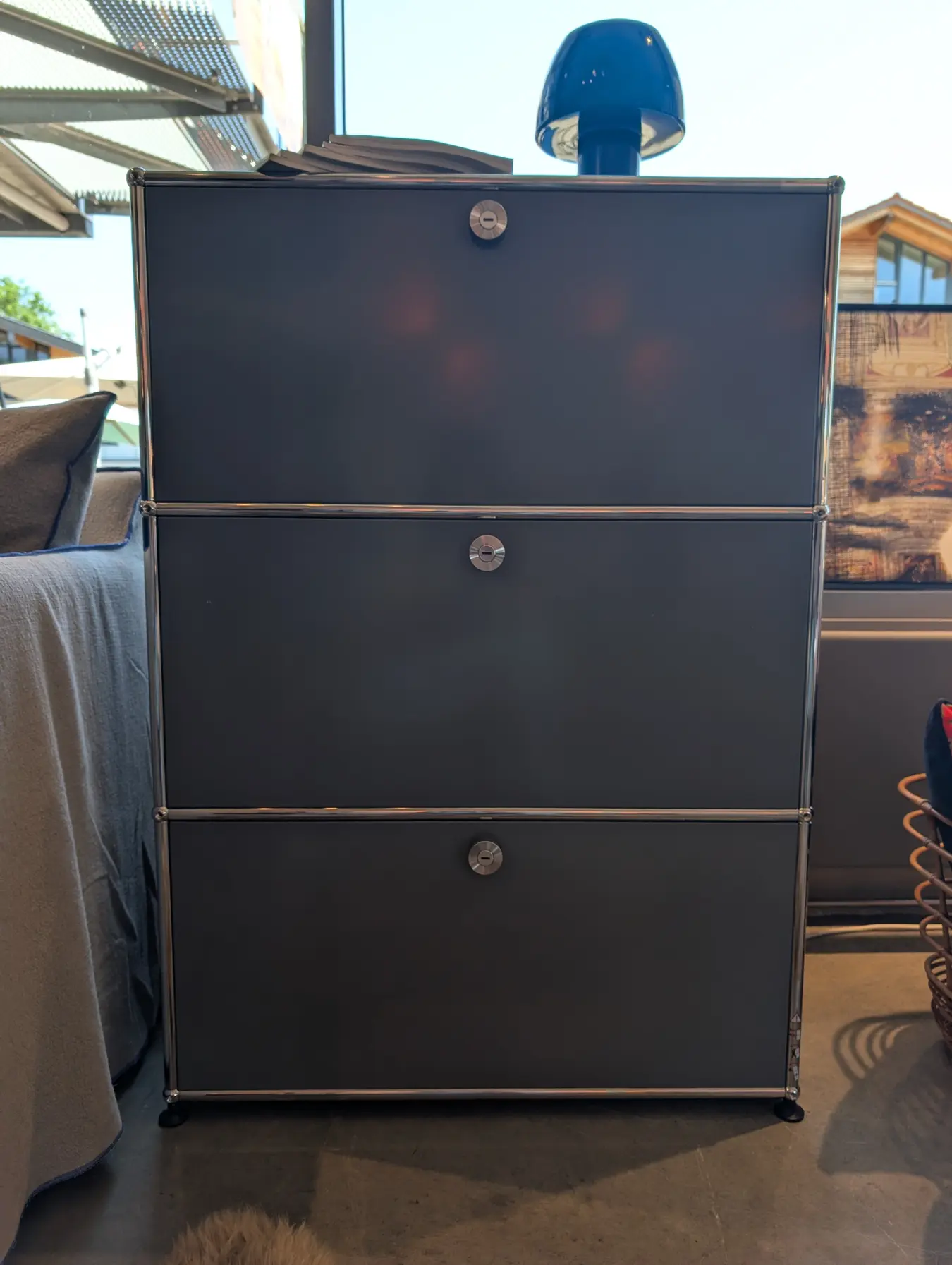USM Haller Highboard als Ausstellungsstück im integernsee Showroom